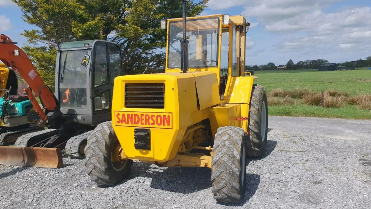 Fork lift Rough Terrain - Image 1