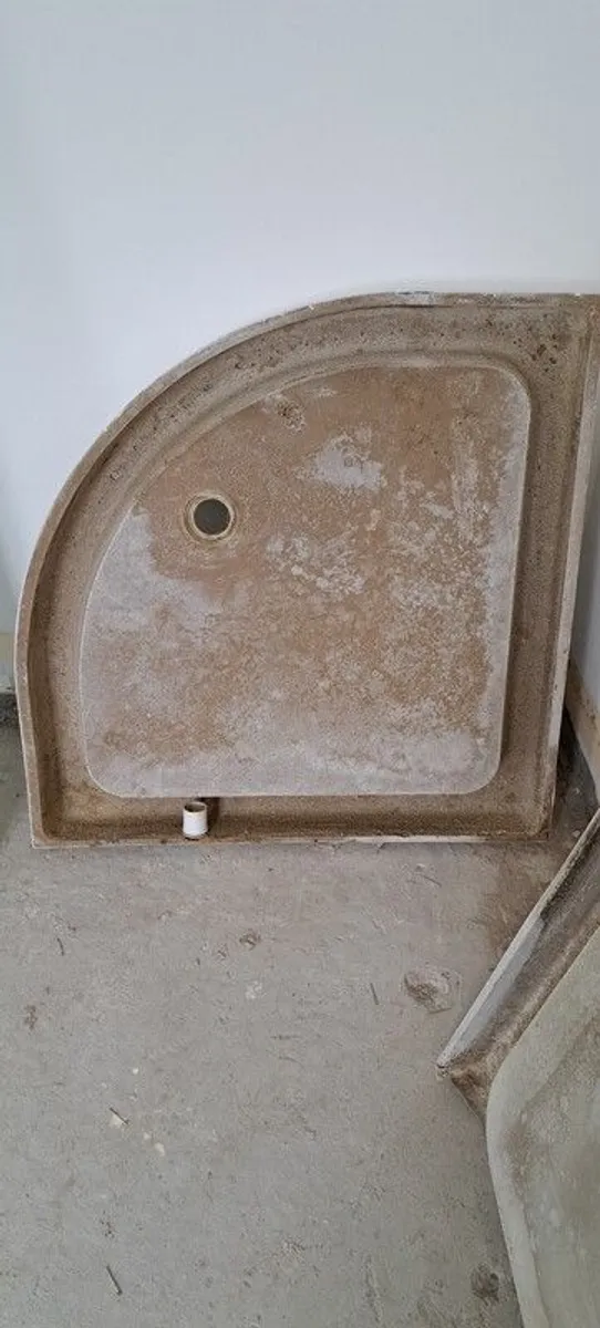 bathroom - Image 2