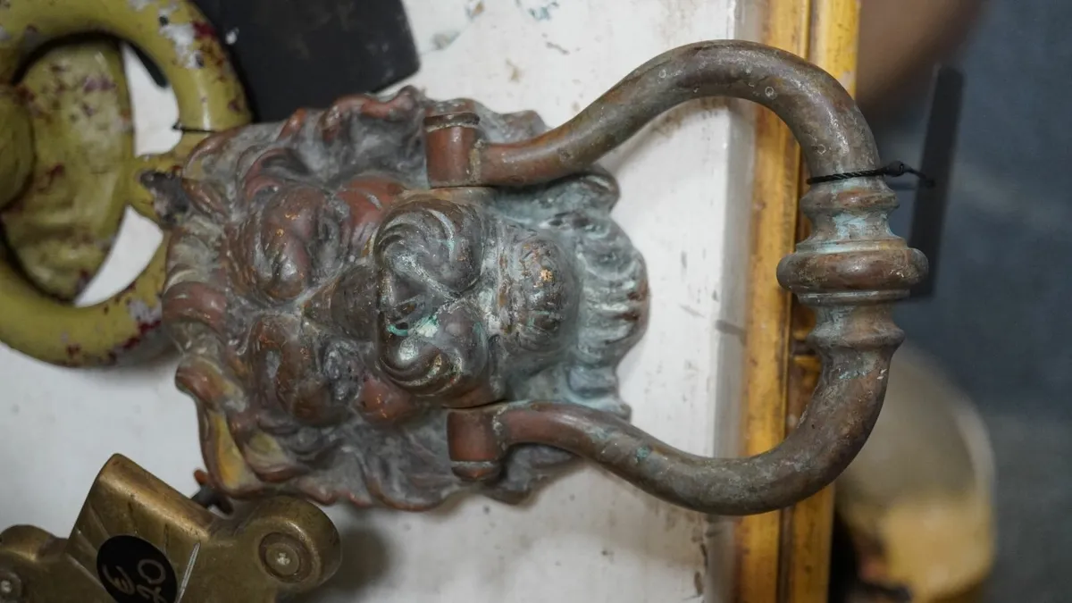 Antique Victorian Copper Alloy Lion Head Door Knoc - Image 1