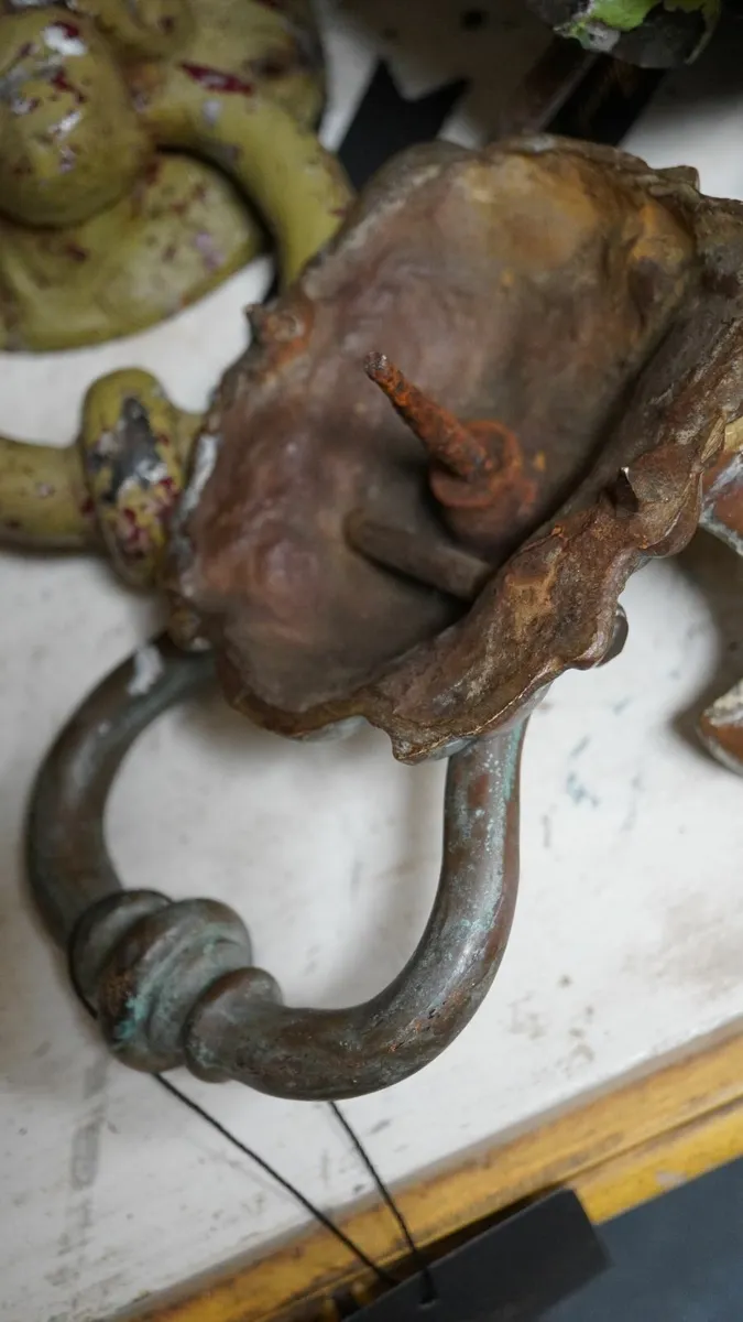 Antique Victorian Copper Alloy Lion Head Door Knoc - Image 2