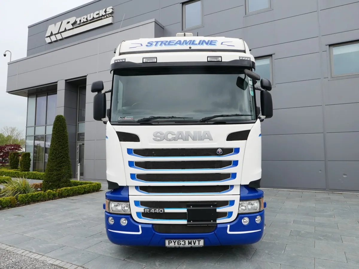 2014 Scania R440 Highline 6x2 Midlift Manual - Image 2