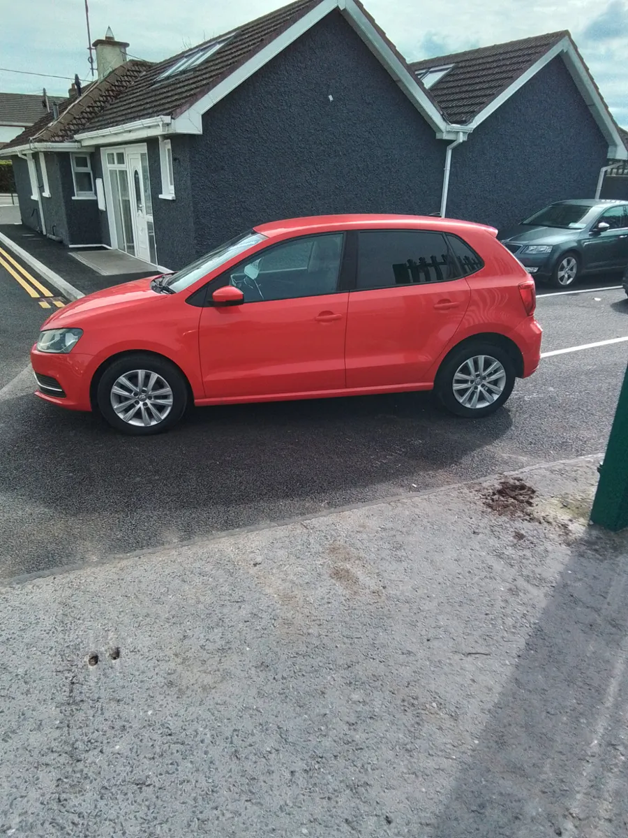 Volkswagen Polo 2016 automatic - Image 3