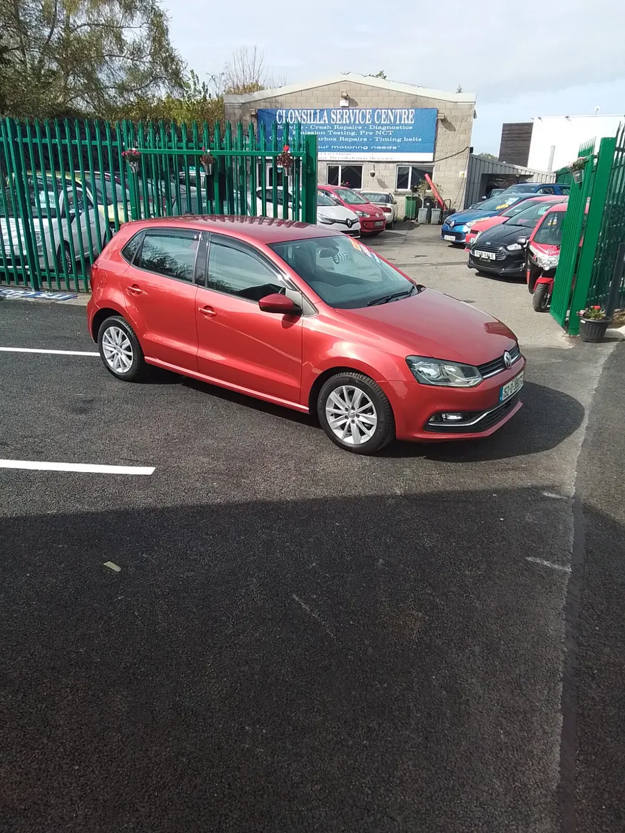 Volkswagen Polo 2015 ts1 comfortline automatic - Image 1