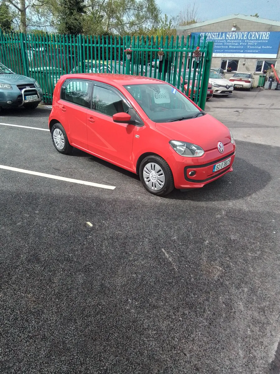 Volkswagen up! 2015 automatic - Image 1