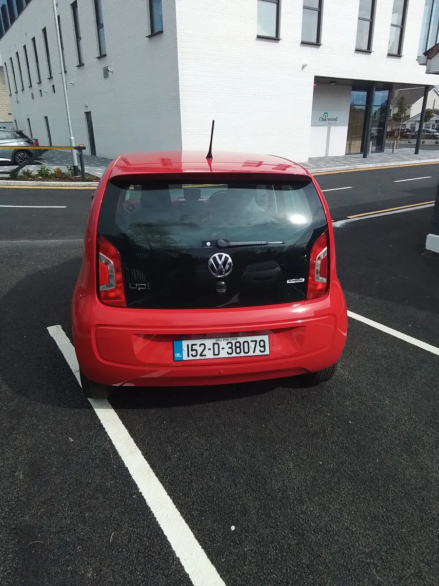 Volkswagen up! 2015 automatic - Image 4