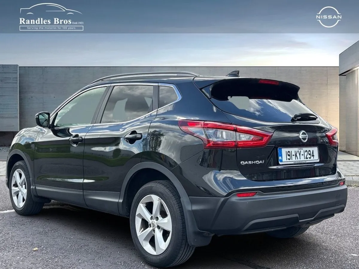 Nissan QASHQAI 1.5 DSL SV - Image 2