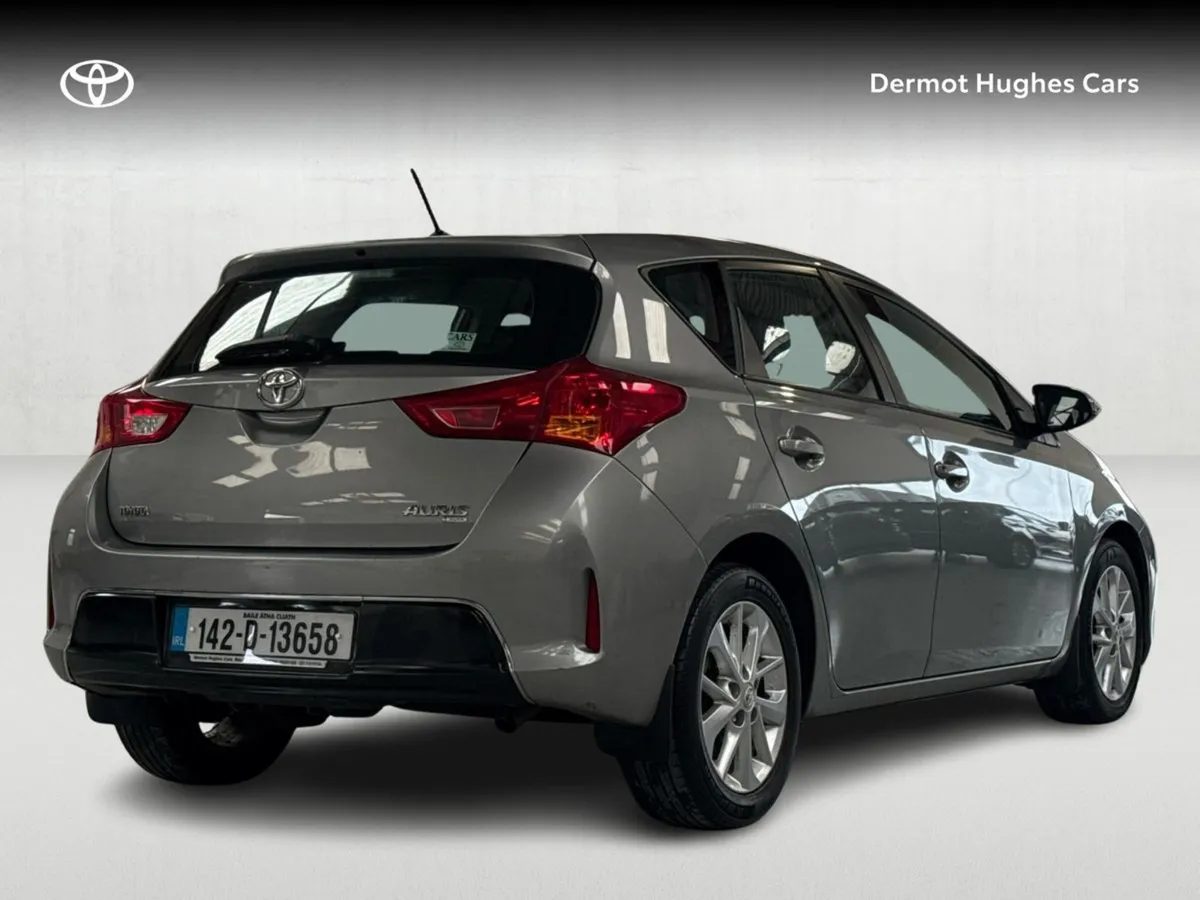 Toyota Auris 1.4 D-4d Aura - Image 2