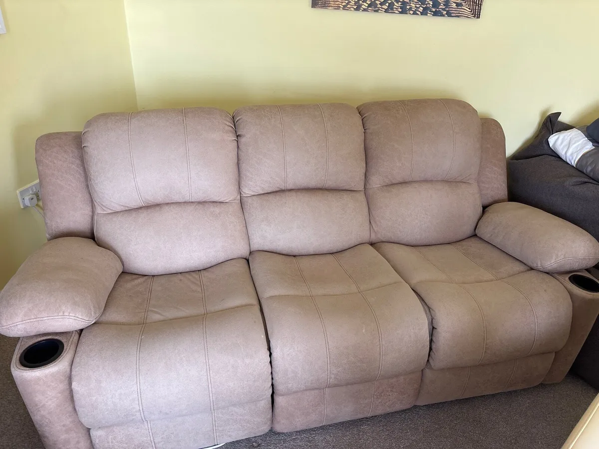 Couch - Image 1
