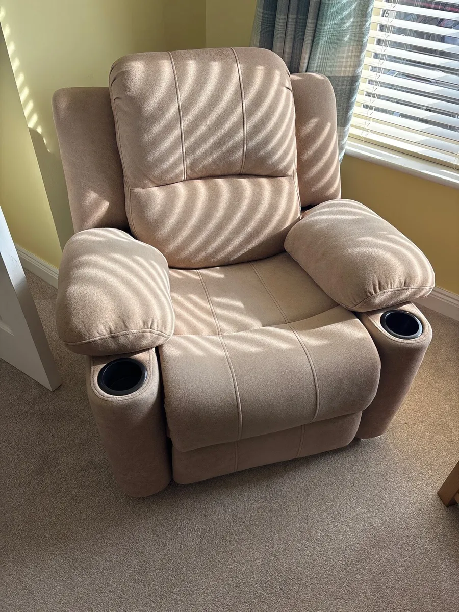 Couch - Image 2