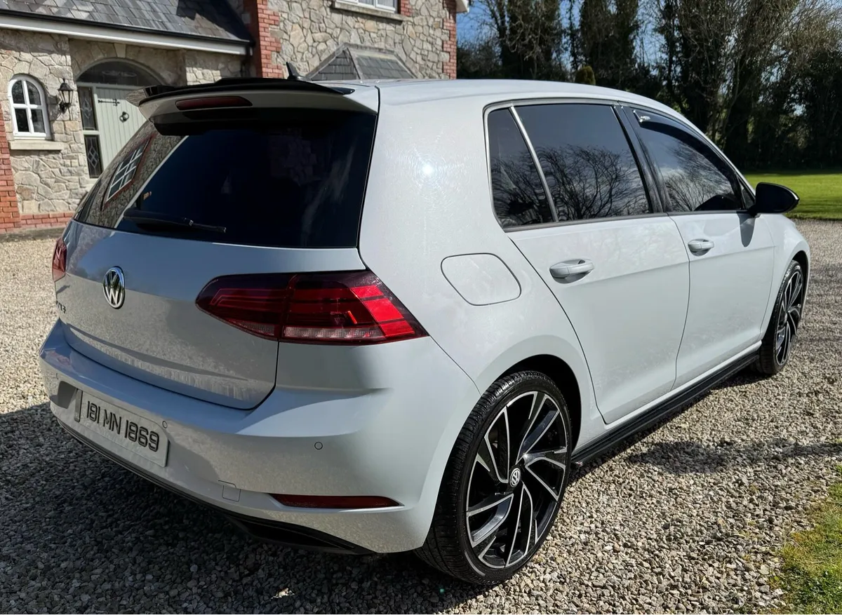 Volkswagen Golf 1.4 TSI SE NAV - Image 3