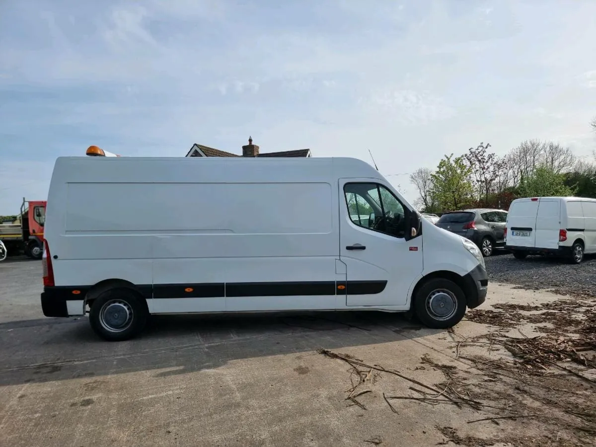 Renault Master - Image 3