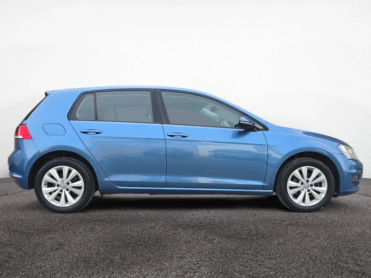Volkswagen Golf Automatic - Image 4