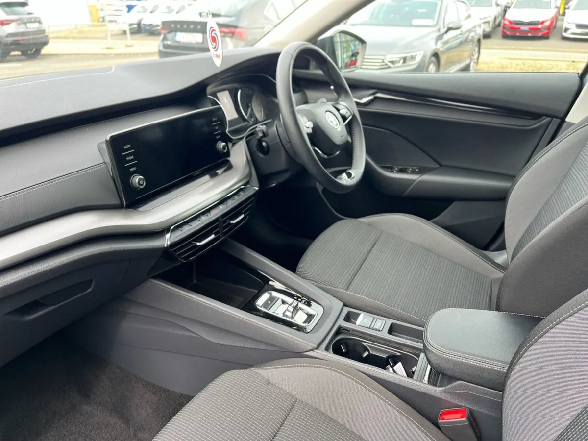 Skoda Octavia Ambition 1.0tsi 110HP Auto - MAY Ma - Image 3