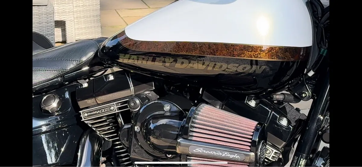 Harley Davidson Pro Street Breakout CVO - Image 4