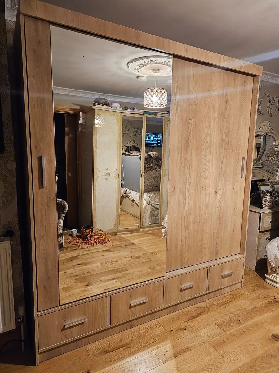 Wardrobe EKO 200cm *FREE DELIVERY - Image 1