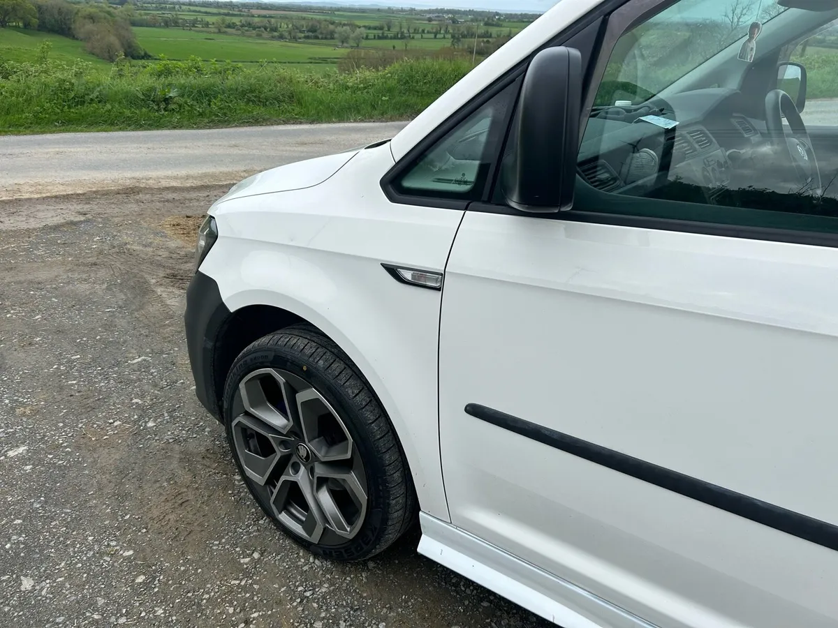 Volkswagen Caddy 2.0tdi - Image 3