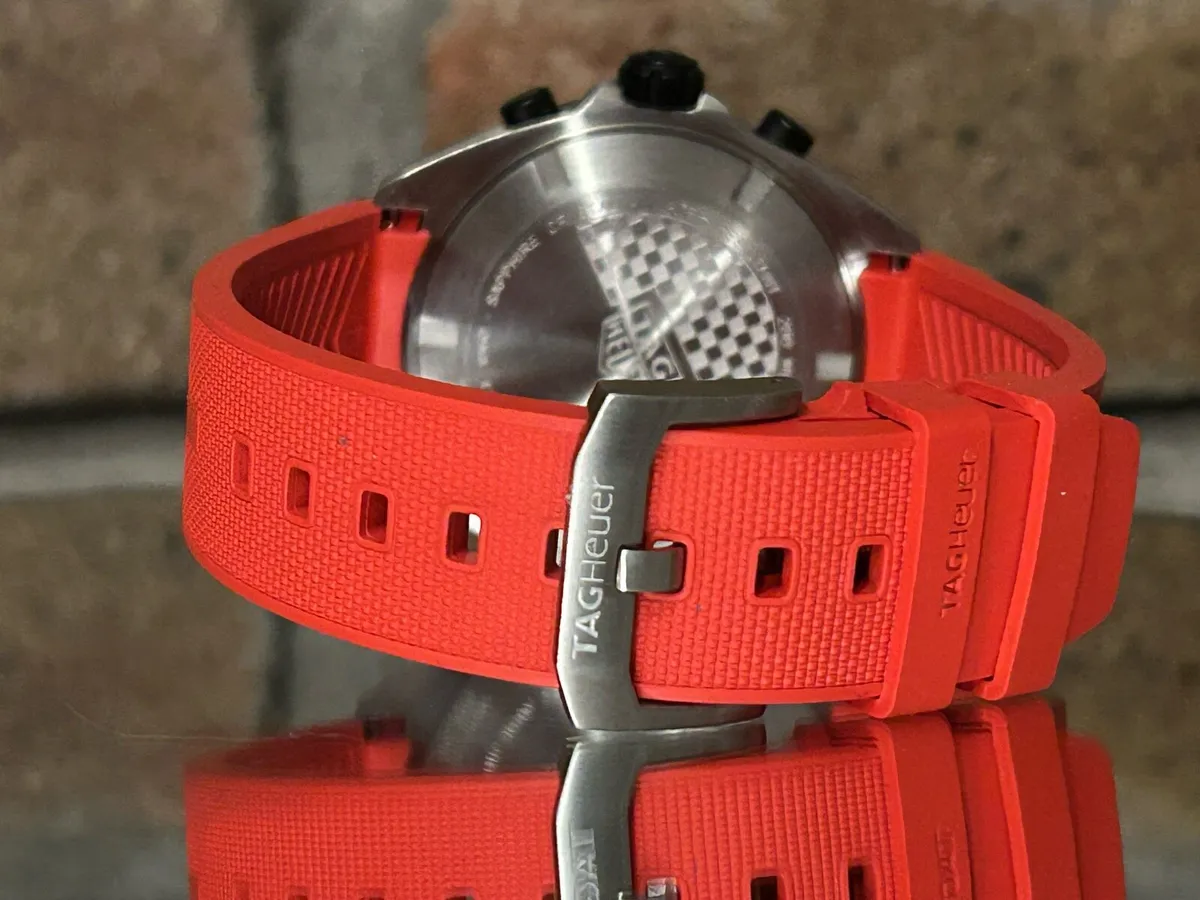TAG Heuer Formula 1 - Mens Wristwatch - Image 4