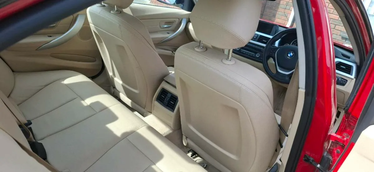BMW 320D - Image 2