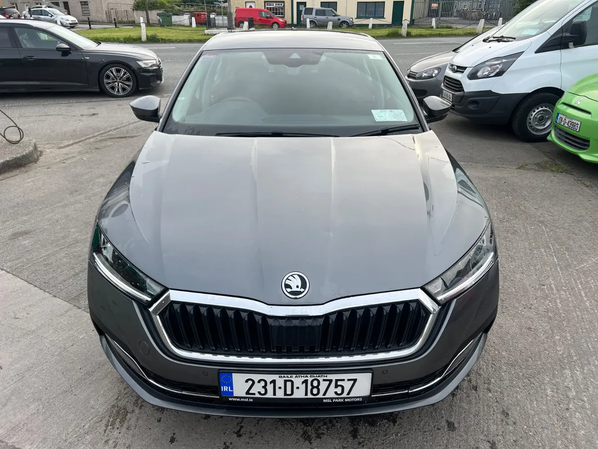 Skoda Octavia 2023 STY 2.0TDI 115HP DSG - Image 2