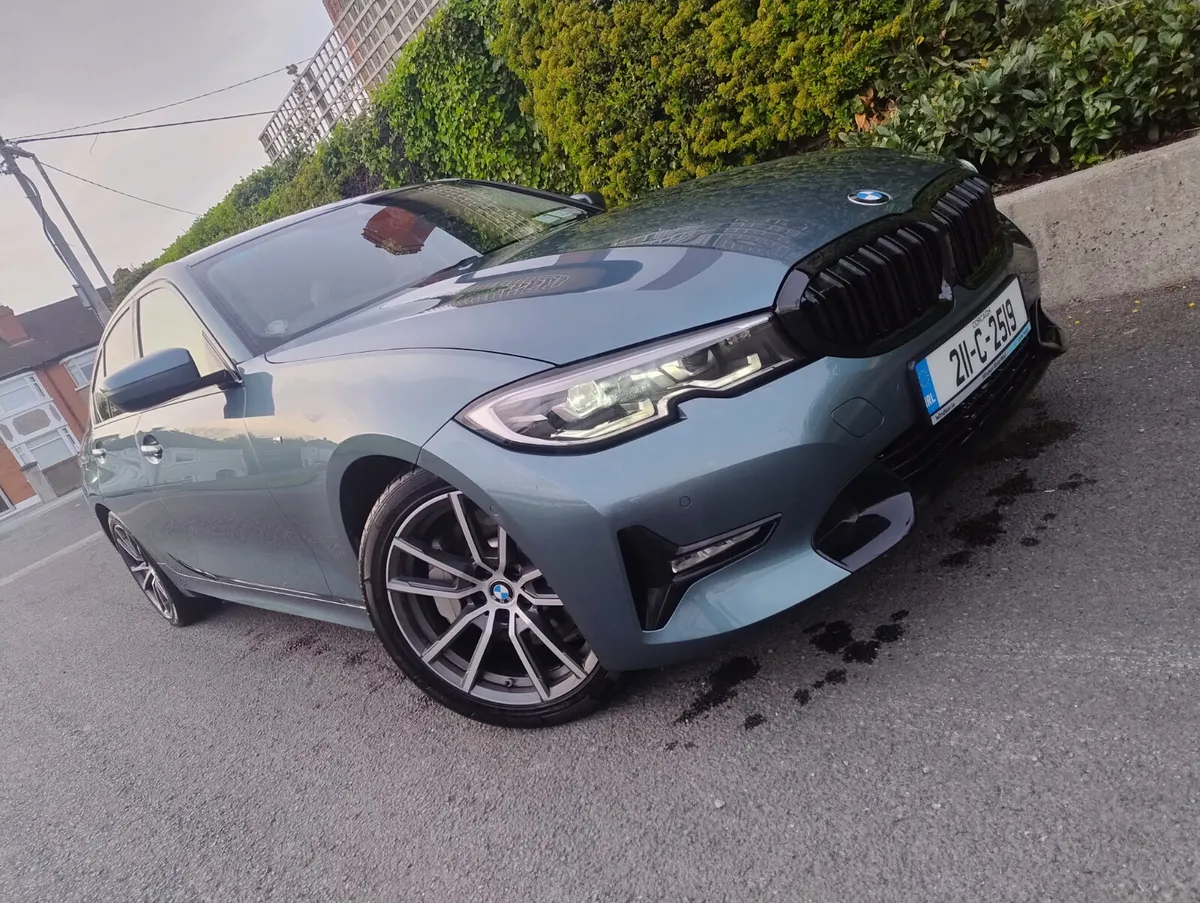 BMW 3-Se PLUG HYBRID/ELEC~TAX & NCT 01/27= €39,950 - Image 3