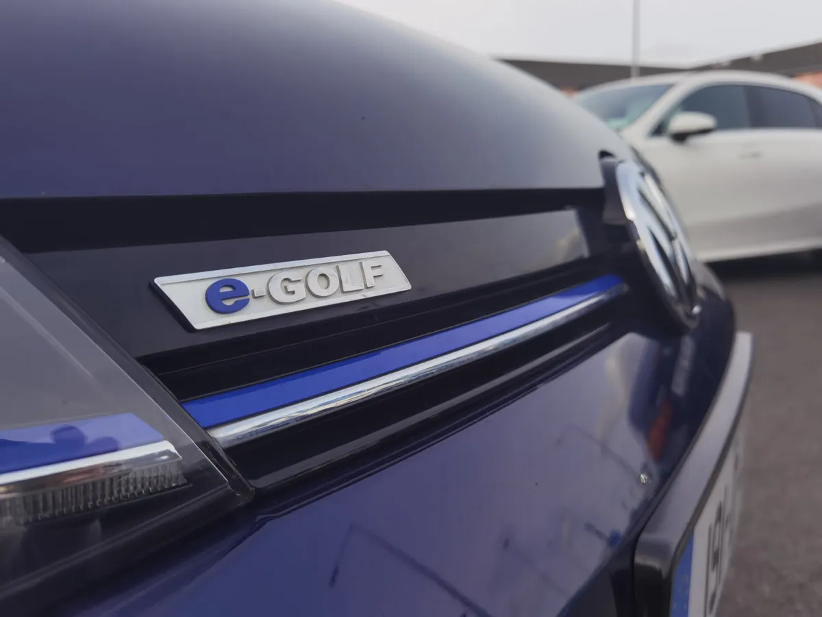 VOLKSWAGEN E-GOLF **EXECUTIVE** 136BHP - Image 4