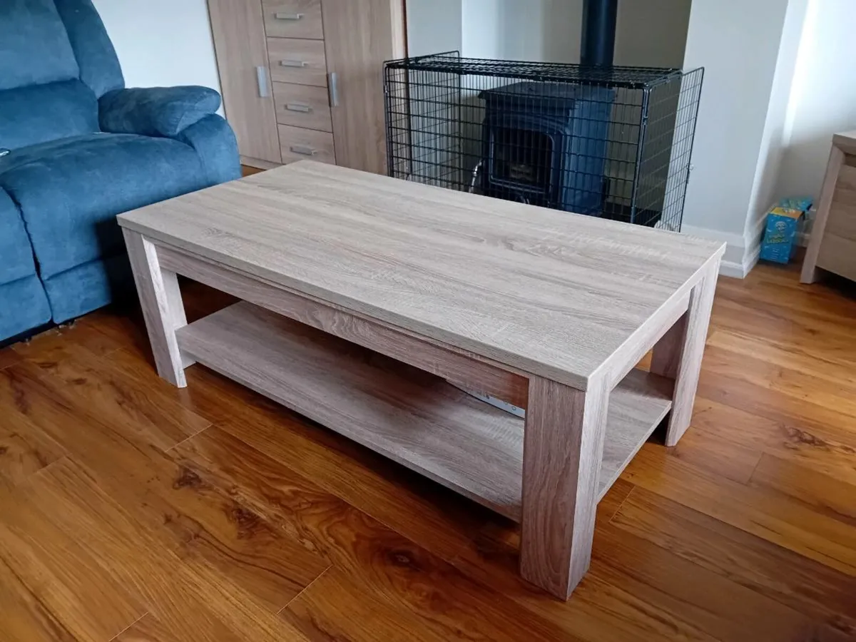 Coffee table - Image 1