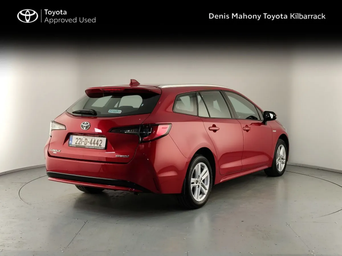 Toyota Corolla HYB 1.8 LUNA T TS 4DR AUTO - Image 2