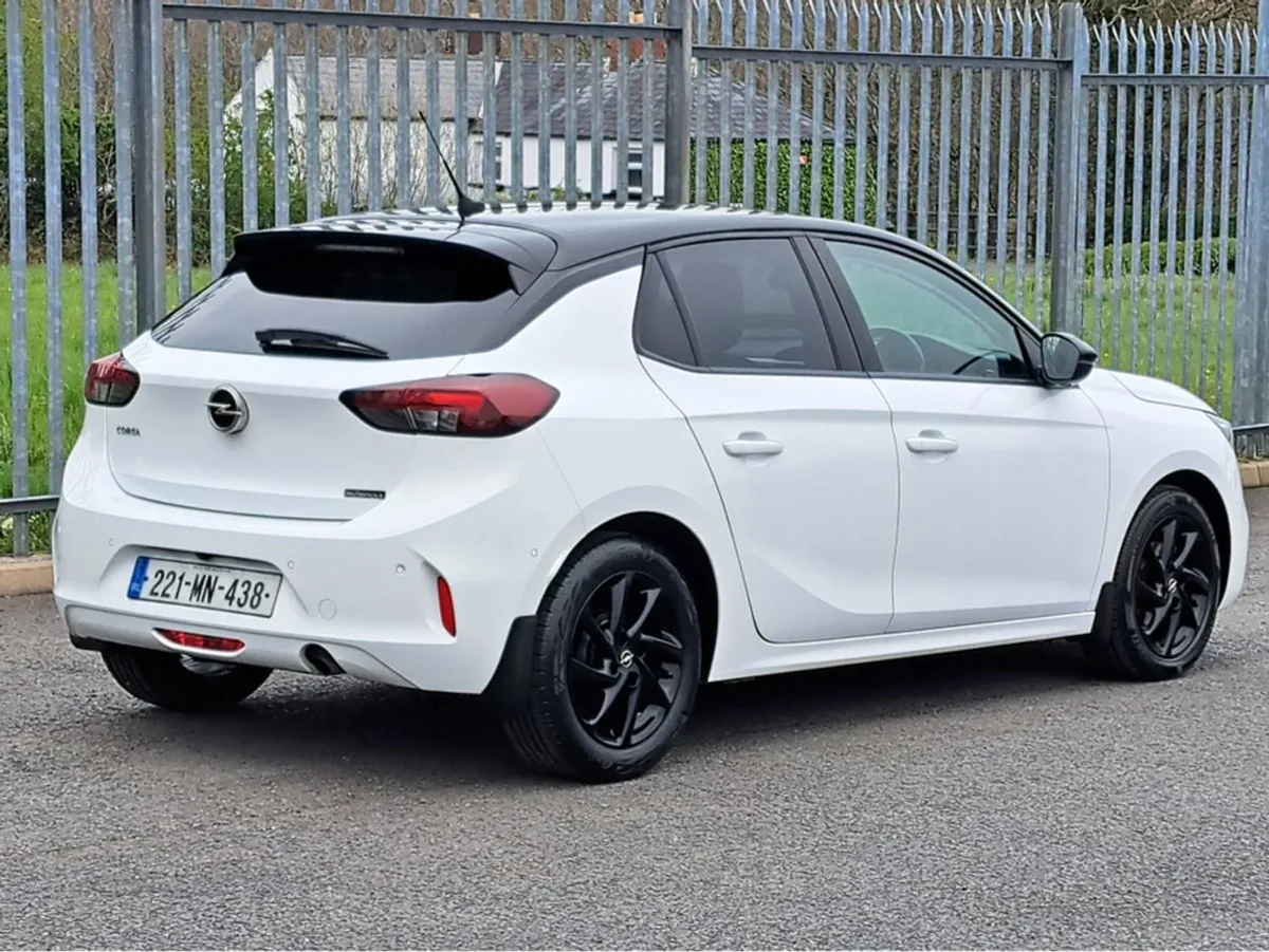 Opel Corsa SRI 1.2 75bhp  heated Seats reversing - Image 4