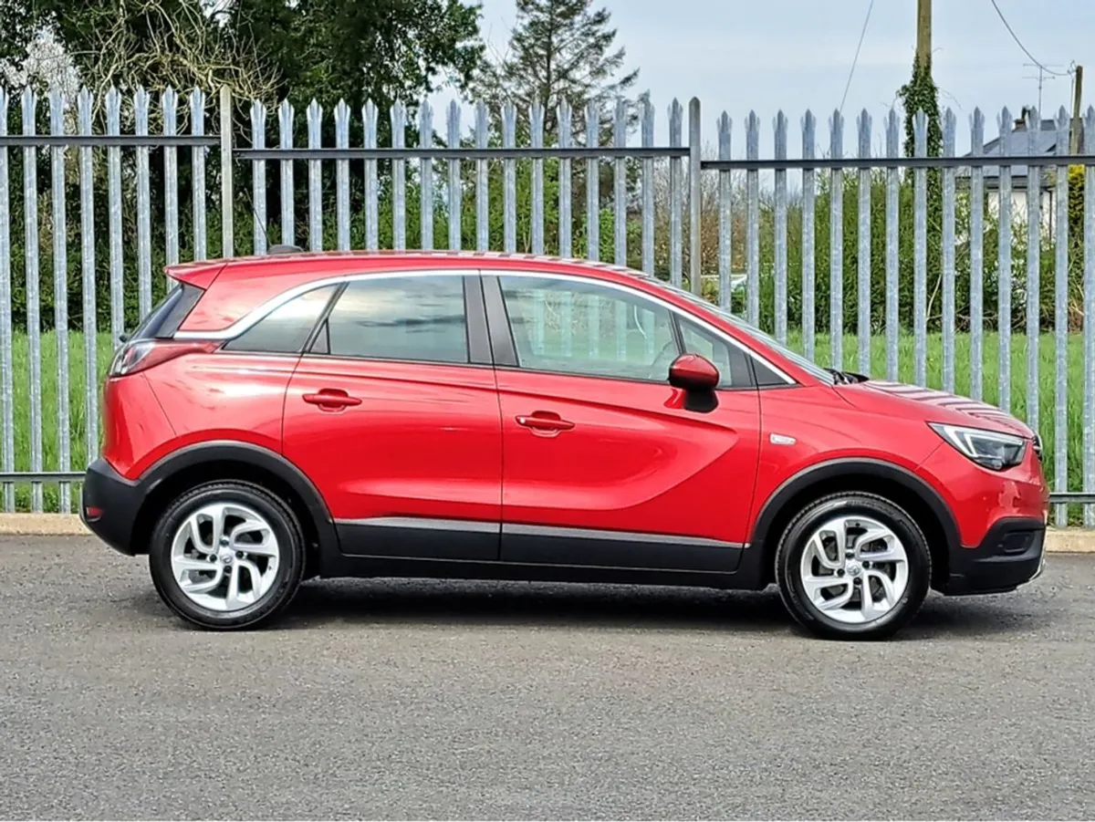 Opel Crossland Business Edition 1.5td 120BHP Auto - Image 2