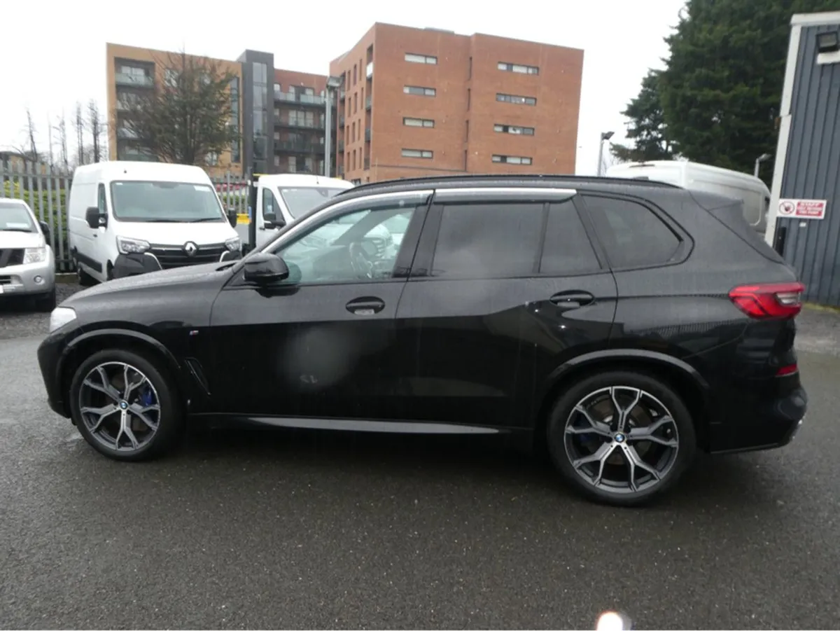 BMW X5 Xdrive 30D M Sport 7seats A - Image 4