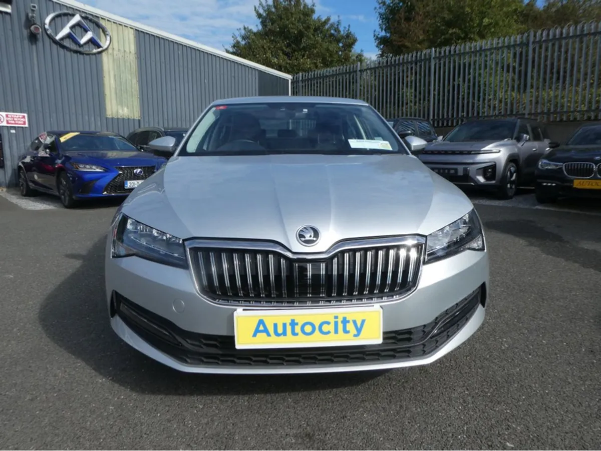 Skoda Superb Ambition DSG - Image 2