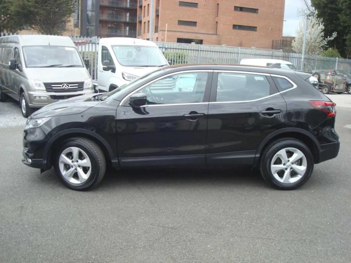 Nissan QASHQAI Acenta Premium DI - Image 3