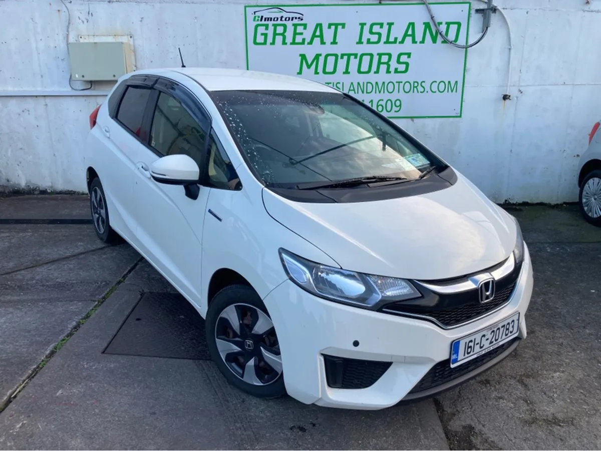Honda Fit 1.5i Petrol Hybrid Automatic - Image 1