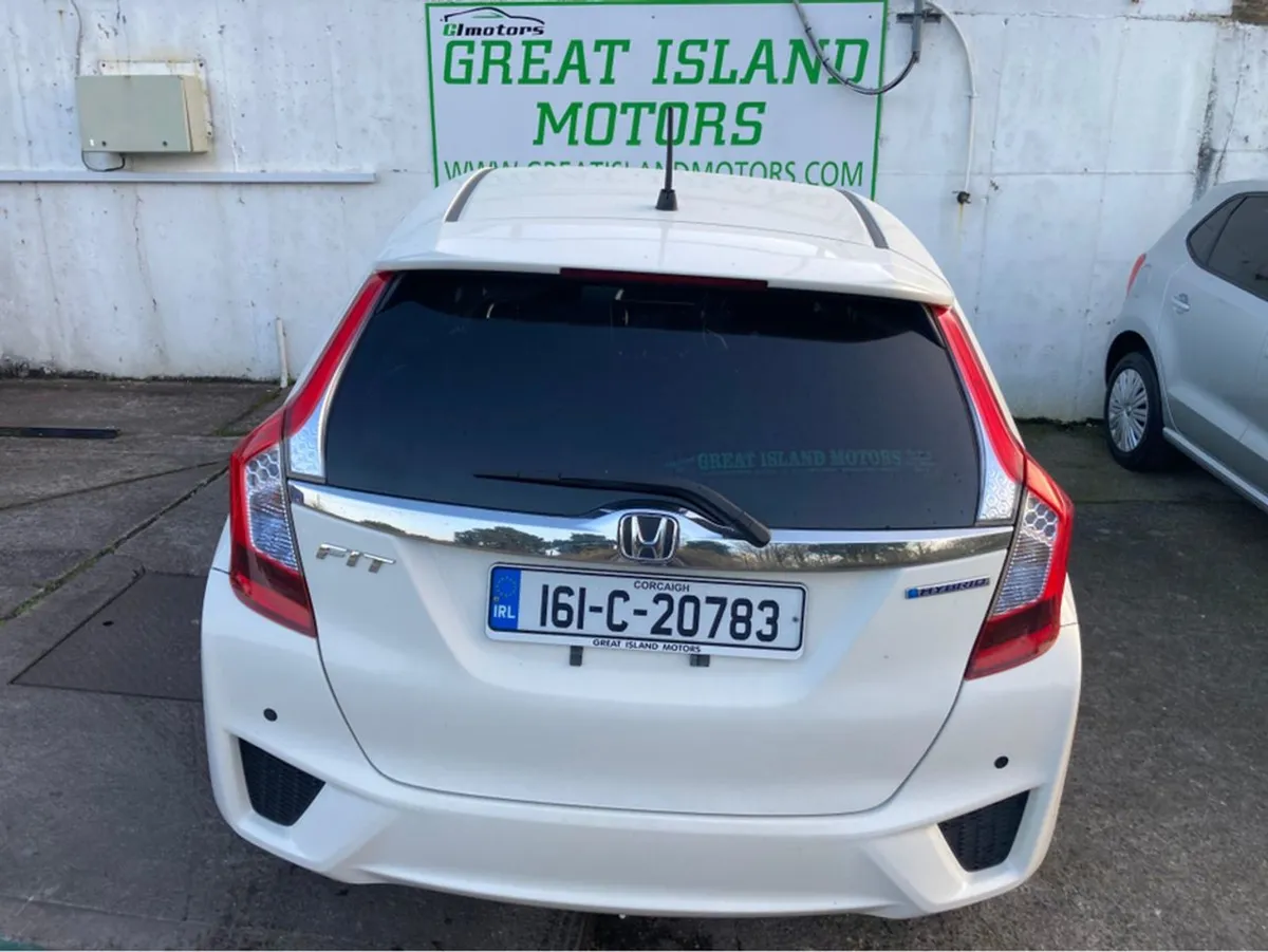 Honda Fit 1.5i Petrol Hybrid Automatic - Image 3