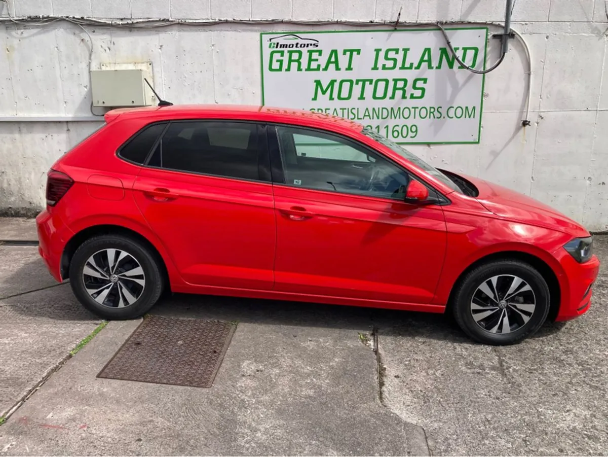 Volkswagen Polo 1.0 Petrol Comfortline Automatic - Image 2