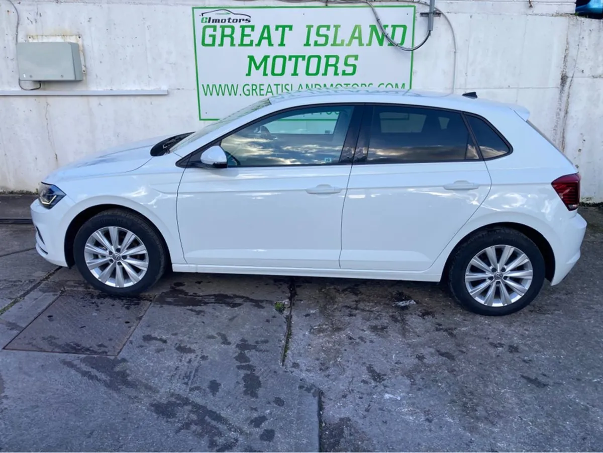 Volkswagen Polo 1.0 Petrol High Line Automatic - Image 4