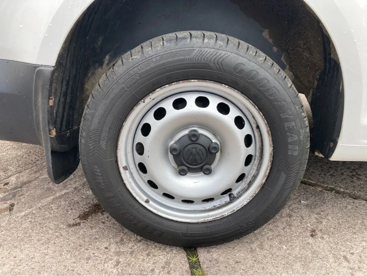 Volkswagen Caddy Van 2 Seats - Image 4