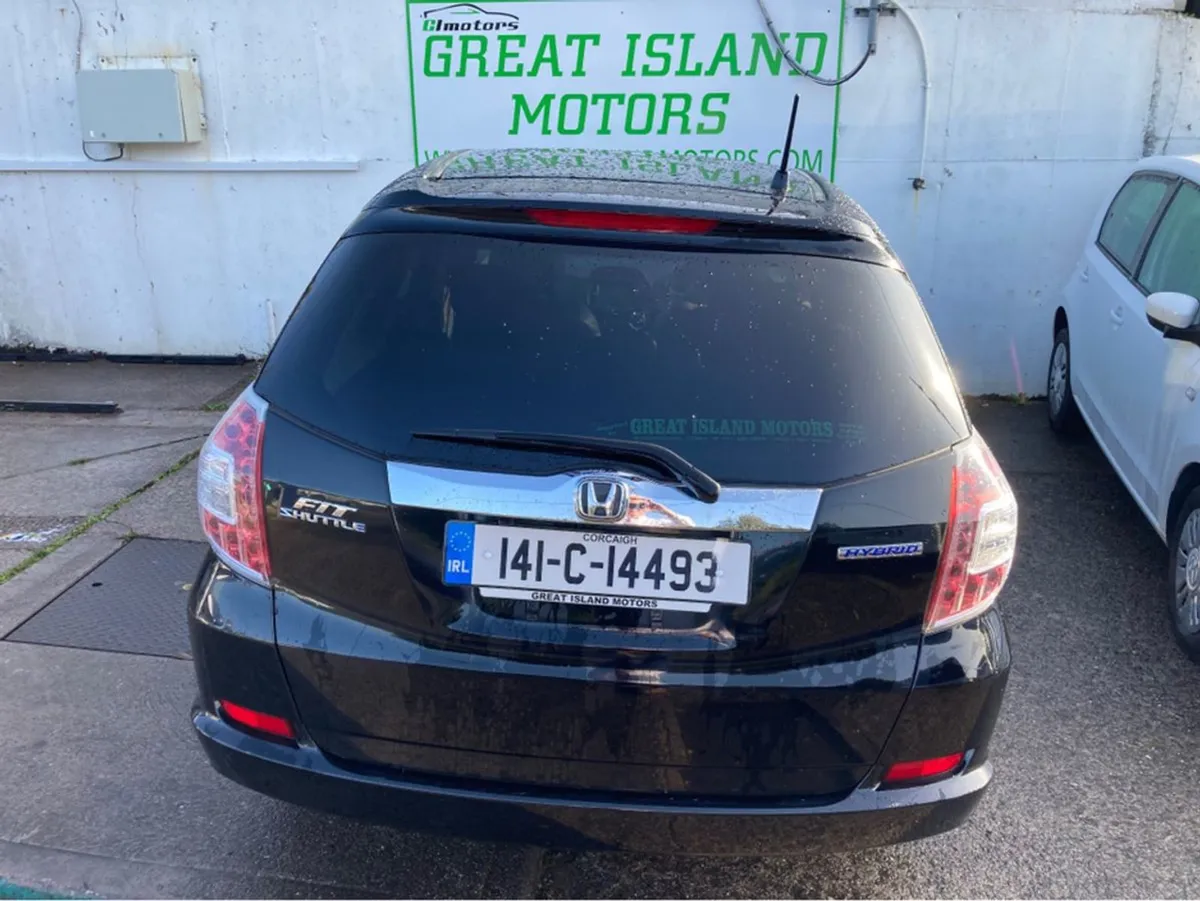 Honda Shuttle 1.3 Hybrid Petrol Automatic - Image 4