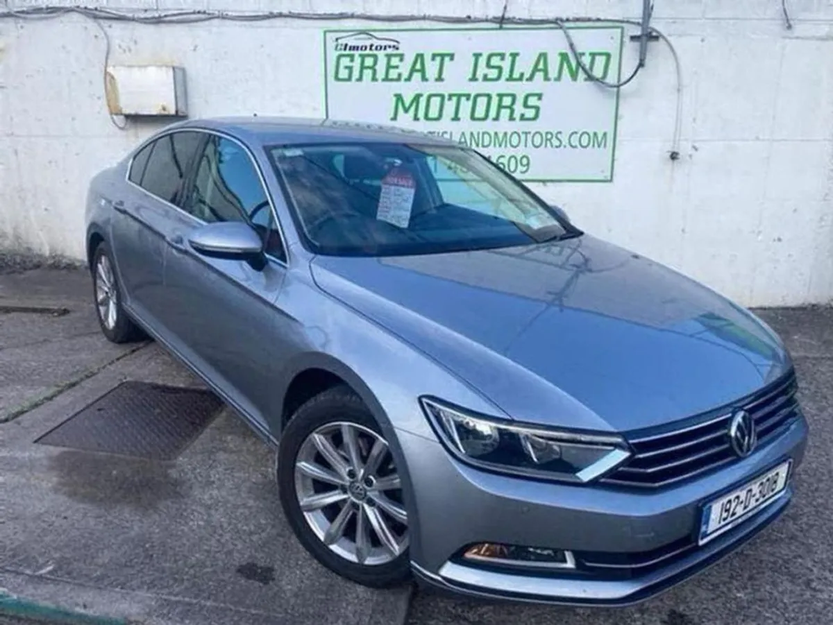 Volkswagen Passat 2.0 Comfortline Saloon Diesel M - Image 1