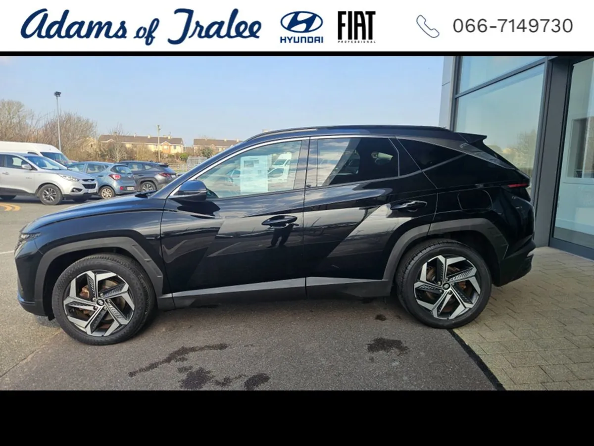 Hyundai Tucson Ix35 Executive Plus 2tone 5DR Auto - Image 3