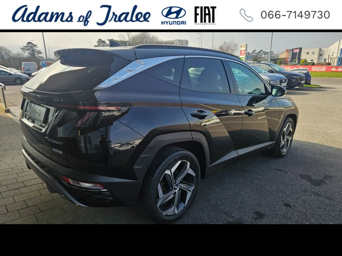 Hyundai Tucson Ix35 Executive Plus 2tone 5DR Auto - Image 4
