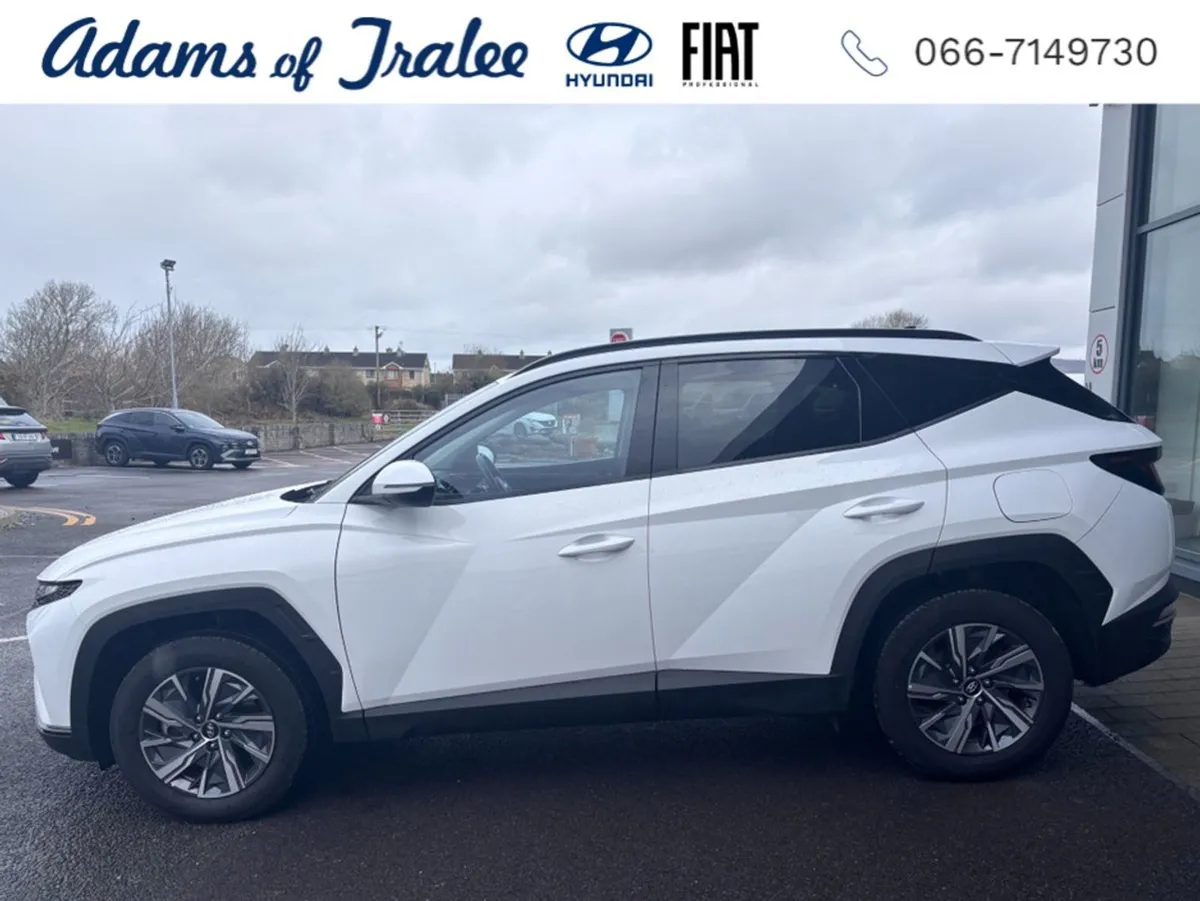 Hyundai Tucson Ix35 Executive HEV 5DR Auto - Image 2