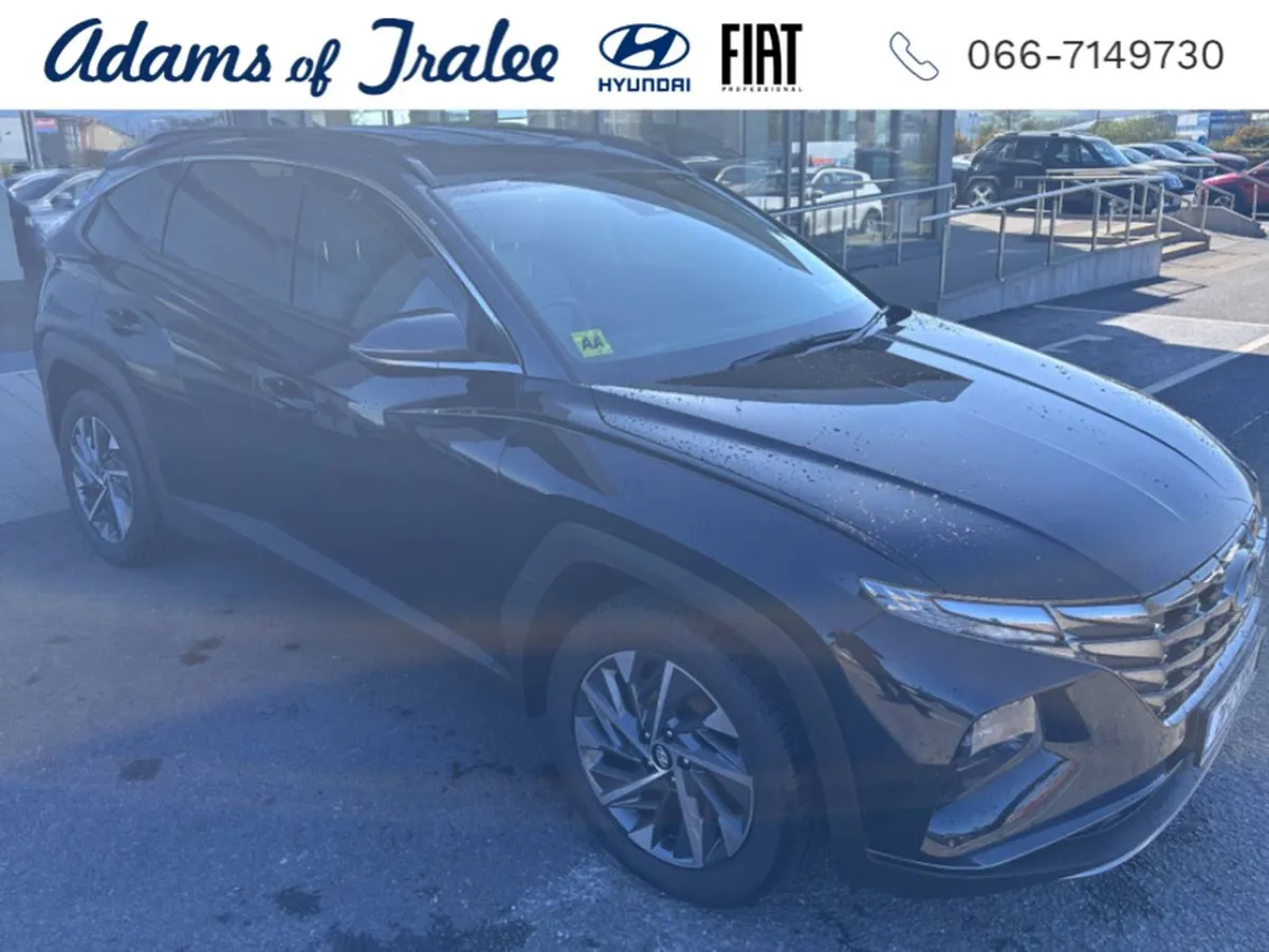 Hyundai Tucson Ix35 Executive Plus 2tone Royale R - Image 1