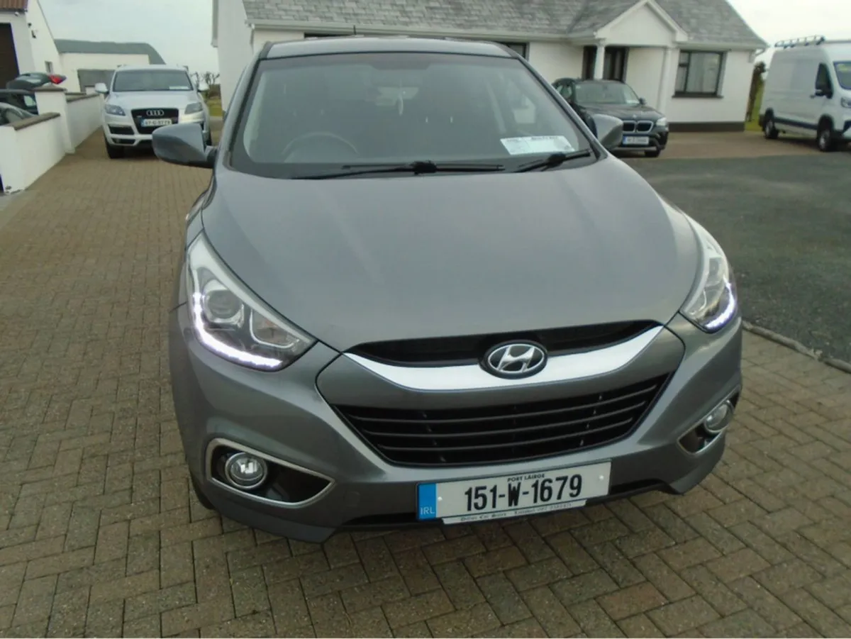 Hyundai ix35 1.7  celebration  4DR - Image 2