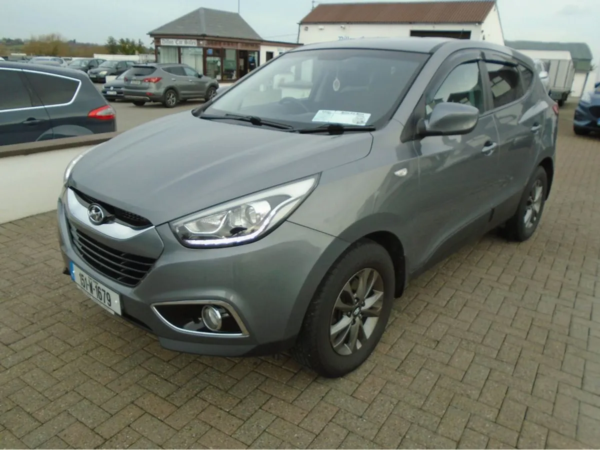 Hyundai ix35 1.7  celebration  4DR - Image 3