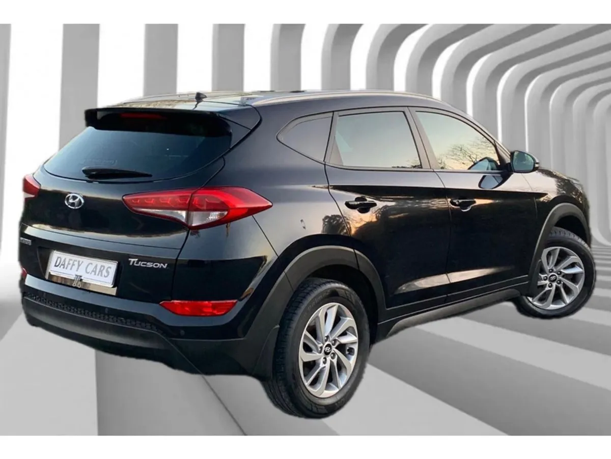 Hyundai Tucson Ix35 Comfort Plus 5DR - Image 3