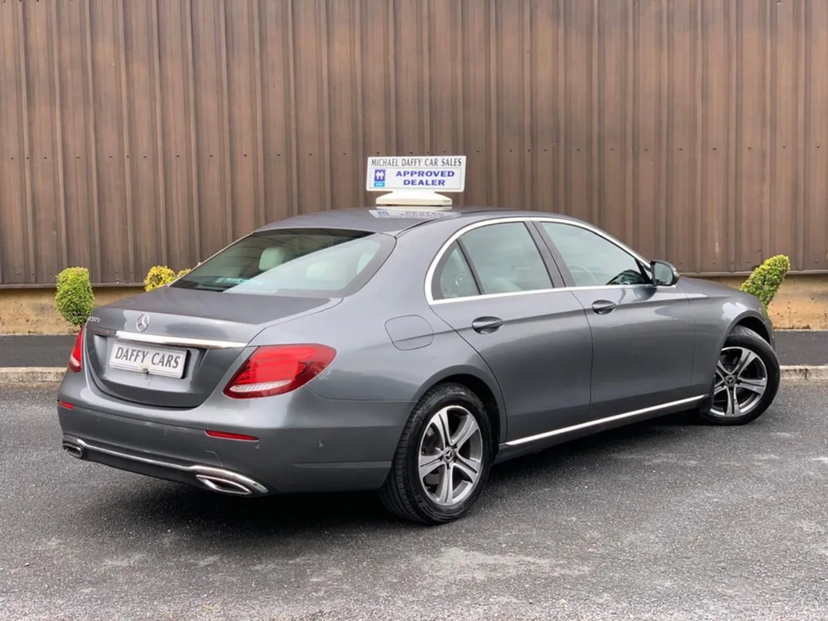 Mercedes-Benz E-Class 200 D Avantgarde 4DR Auto - Image 4