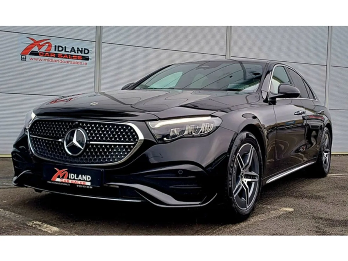 Mercedes-Benz E-Class E220d AMG  beige Macchiato - Image 4