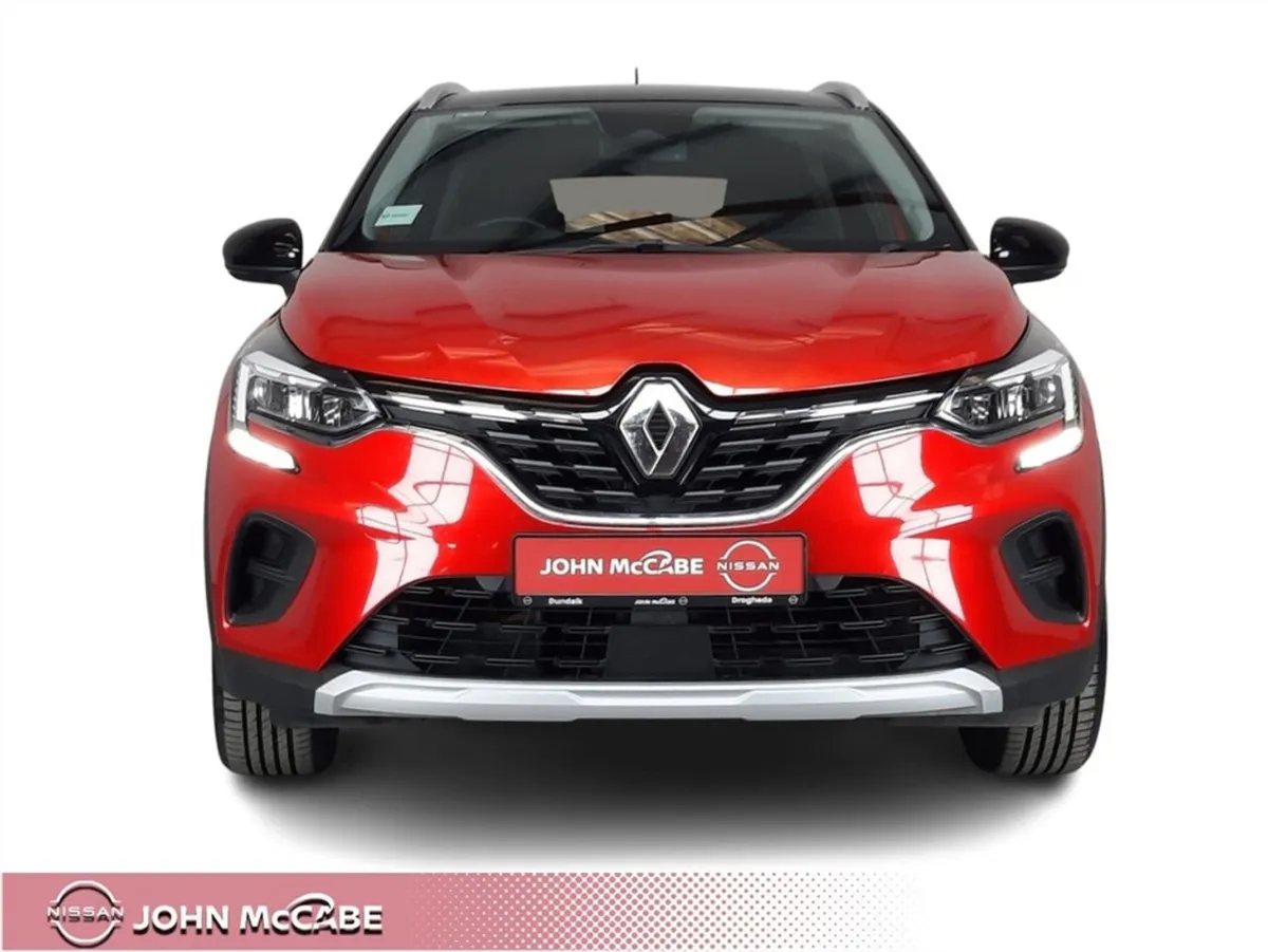 Renault Captur 1.5 DCI Iconic 95bhp 2-tone Manual - Image 4