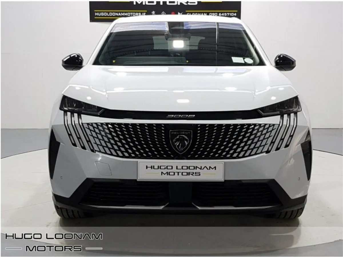 Peugeot 3008 Allure 1.2 Puretech Mhev 136 - Image 3
